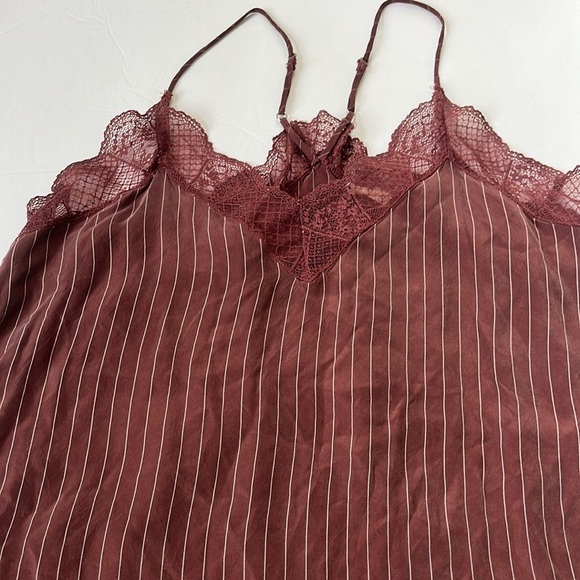 Love Stitch Blouse Tank Top Lace Striped Strappy Red and White size Large - Picture 3 of 10